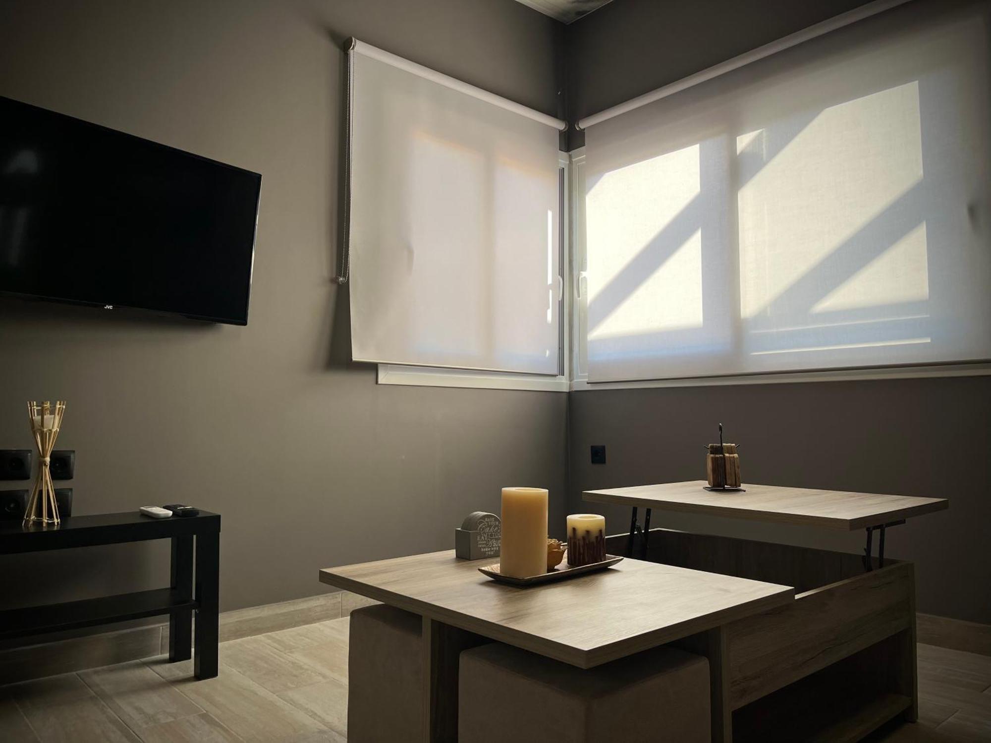 Joannas Airport Luxury Rooms อาร์เตมีดา ภายนอก รูปภาพ